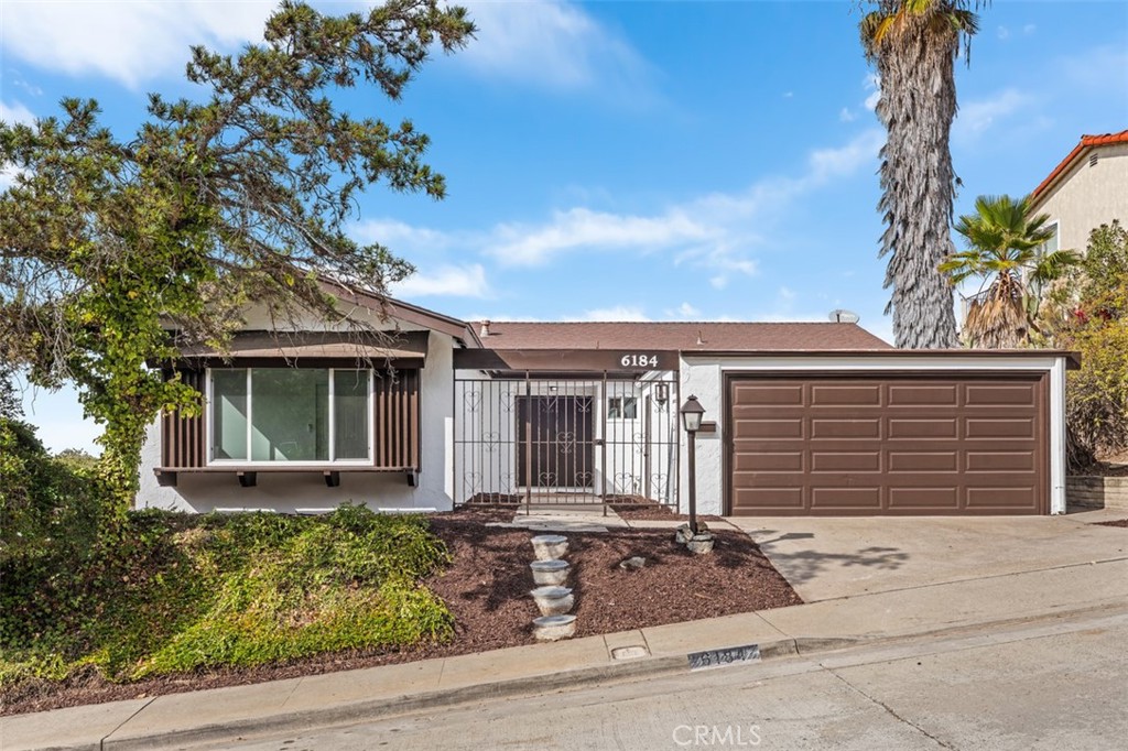 6184 Camino Rico