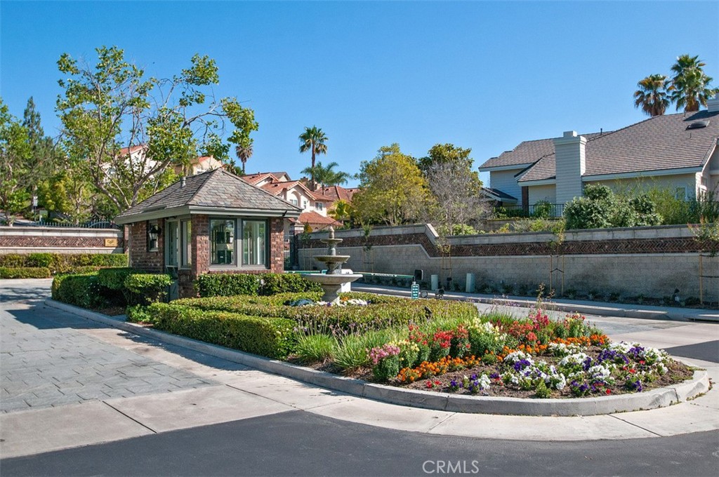 22385 Pineglen