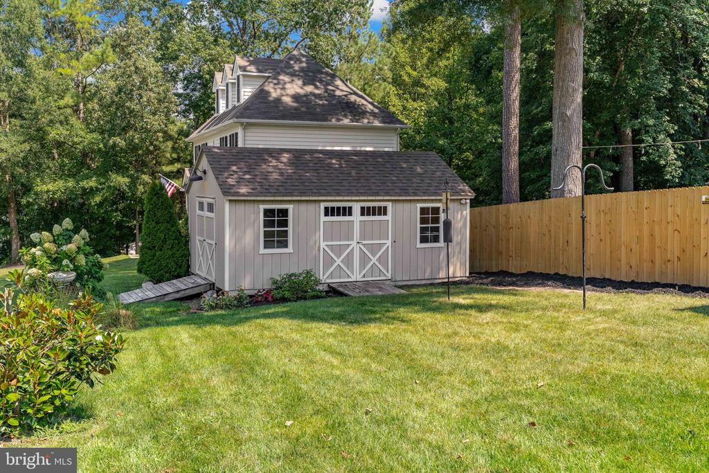 4427 TWEEDSMUIR