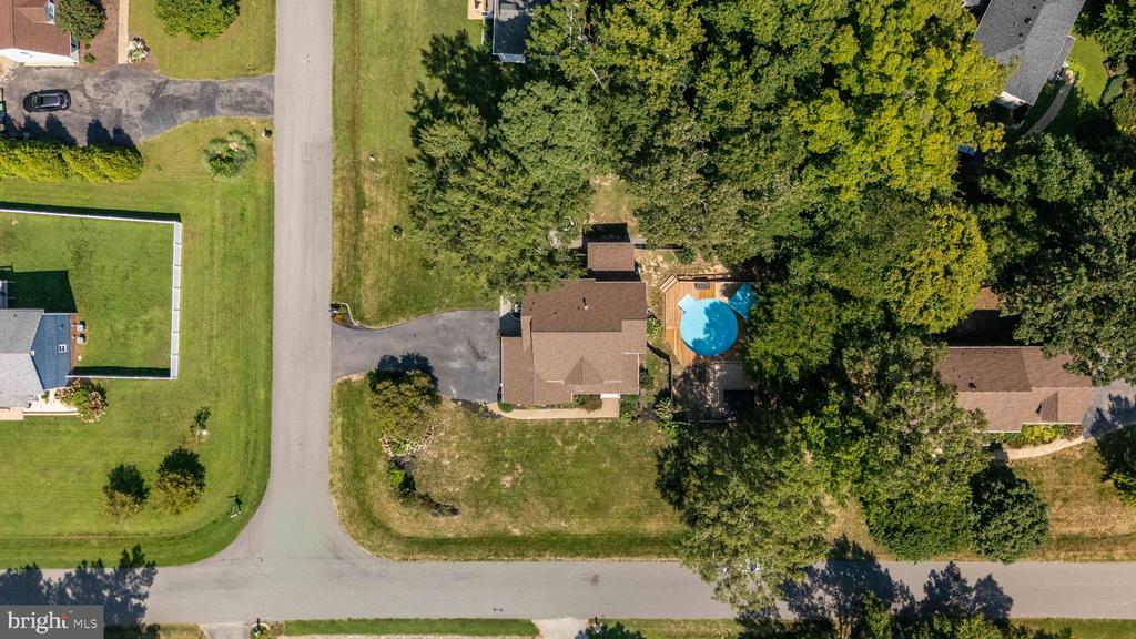 4427 TWEEDSMUIR