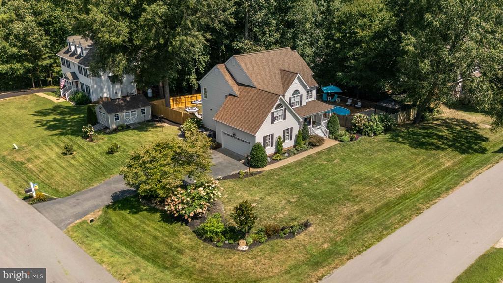 4427 TWEEDSMUIR