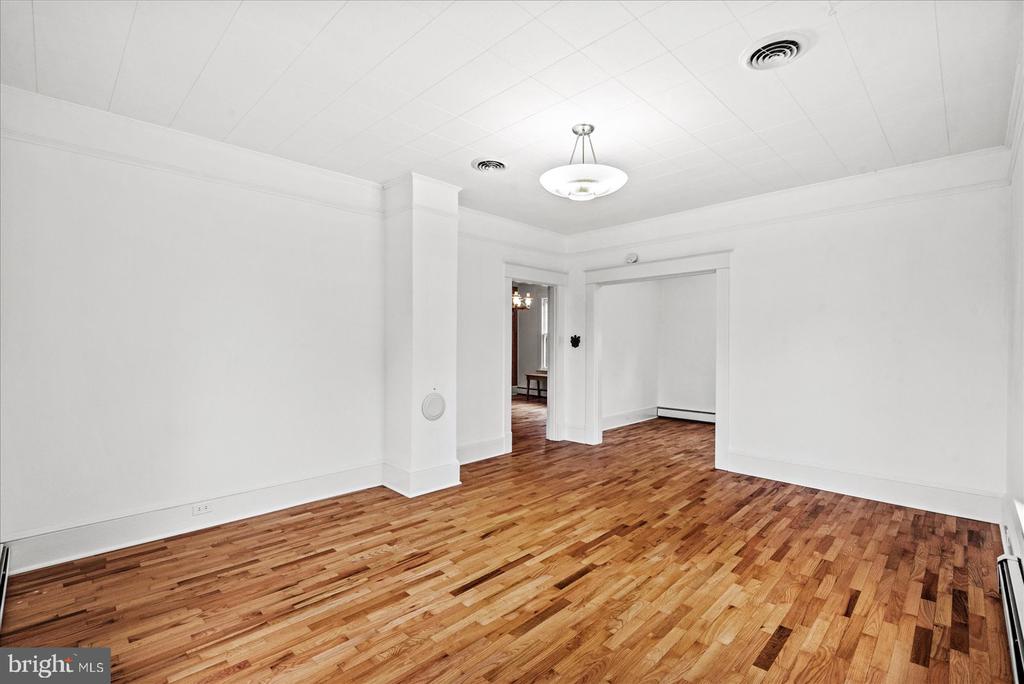 9309 OLD TURNPIKE