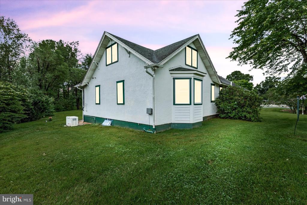 9309 OLD TURNPIKE