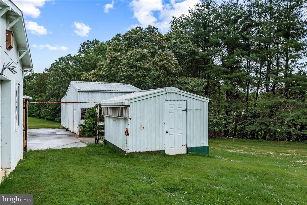 9309 OLD TURNPIKE