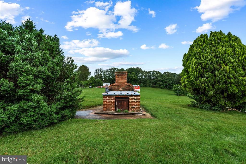 9309 OLD TURNPIKE