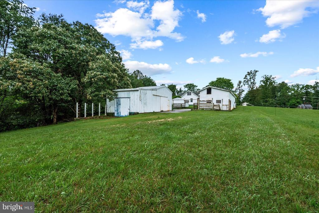 9309 OLD TURNPIKE