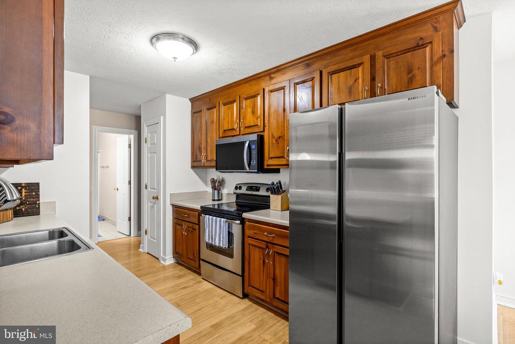 151 DEEP LANDING ROAD