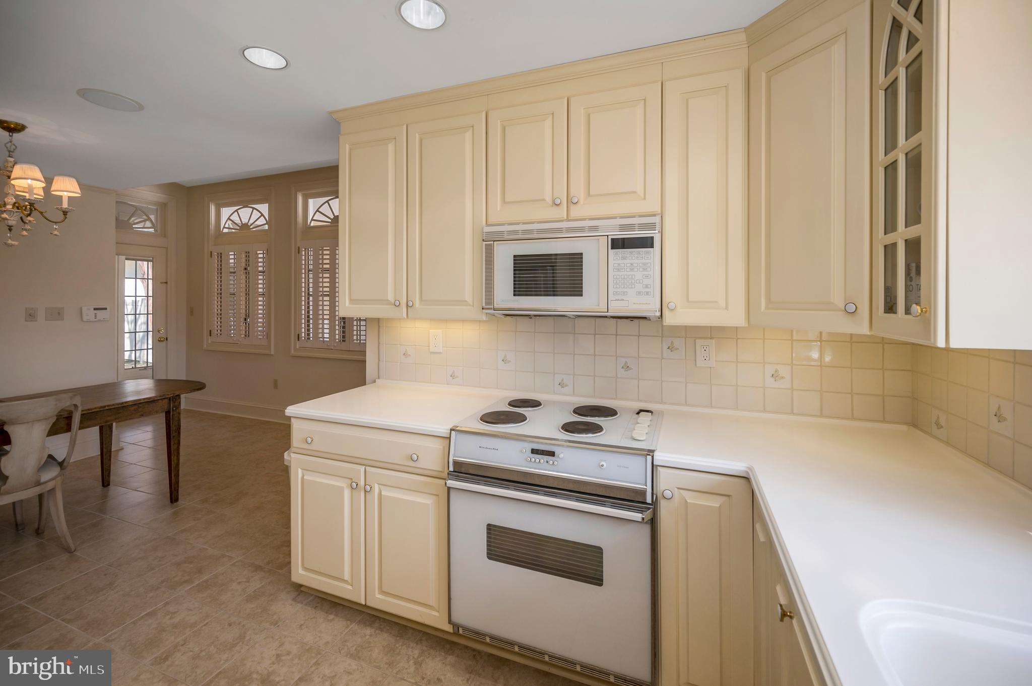 1614 LITTLEPAGE STREET