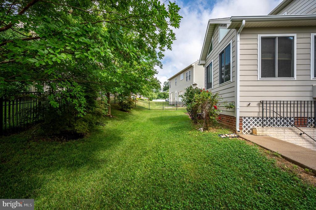 1201 PRESERVE LANE