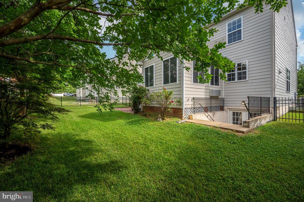 1201 PRESERVE LANE