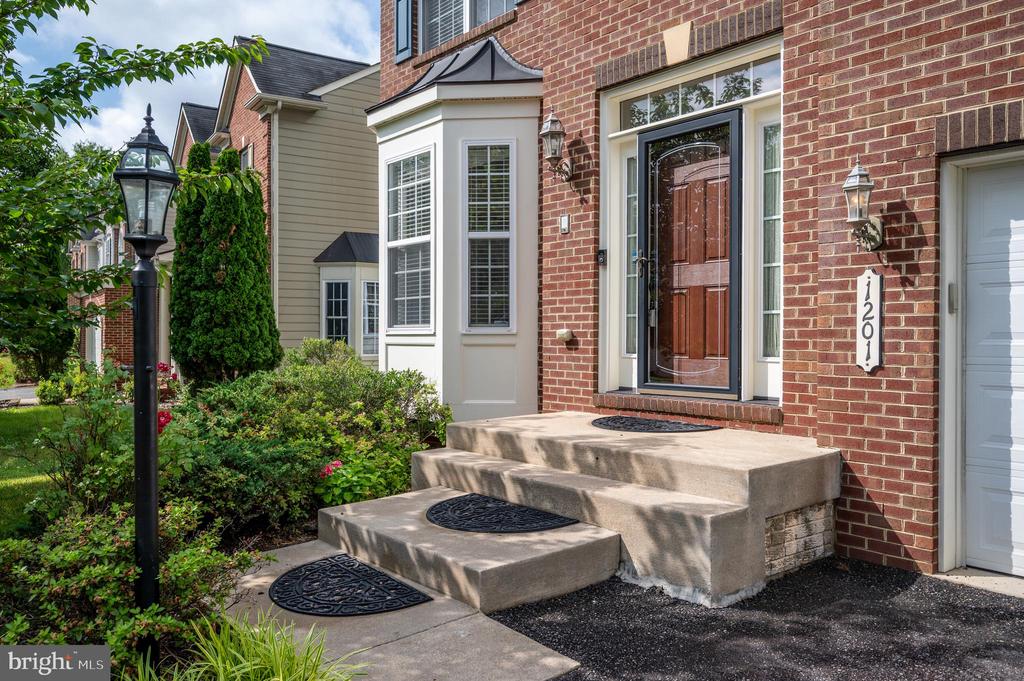 1201 PRESERVE LANE