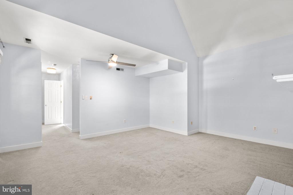 1011 CHARLES STREET C C