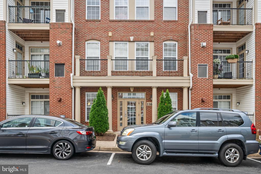 11635 CAVALIER LANDING COURT Unit: 404