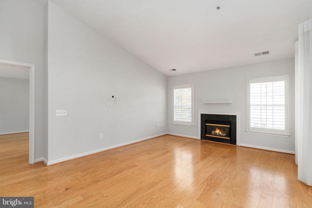 11635 CAVALIER LANDING COURT Unit: 404