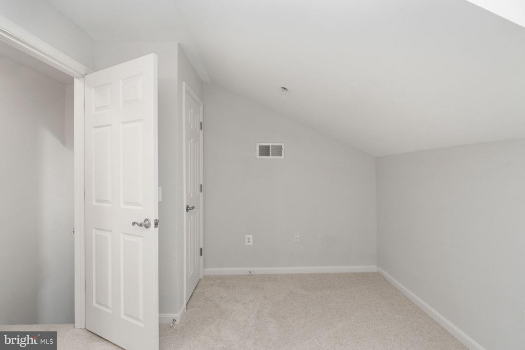 11635 CAVALIER LANDING COURT Unit: 404