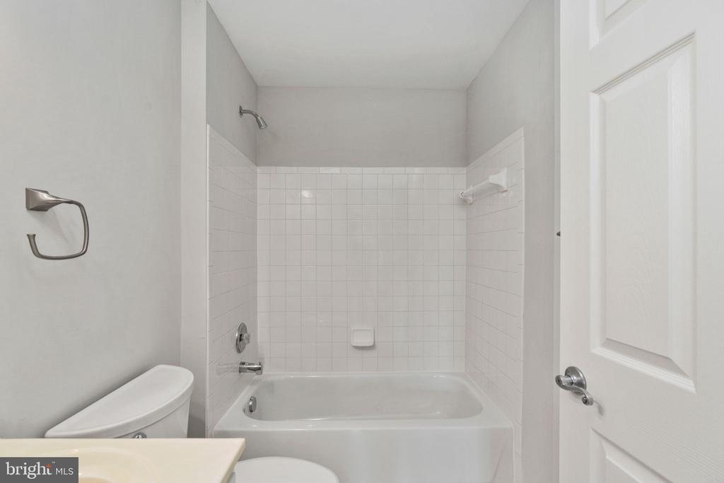 11635 CAVALIER LANDING COURT Unit: 404