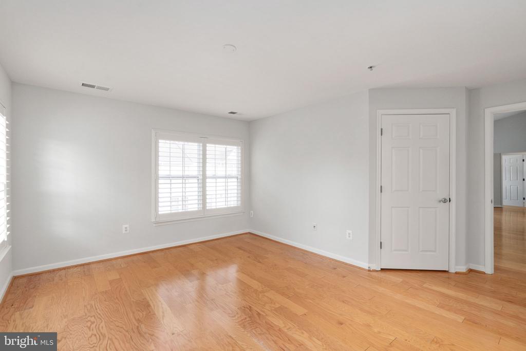 11635 CAVALIER LANDING COURT Unit: 404
