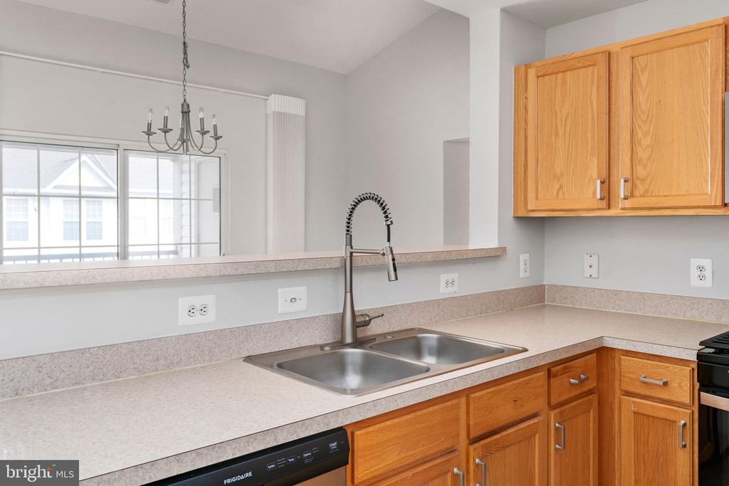 11635 CAVALIER LANDING COURT Unit: 404