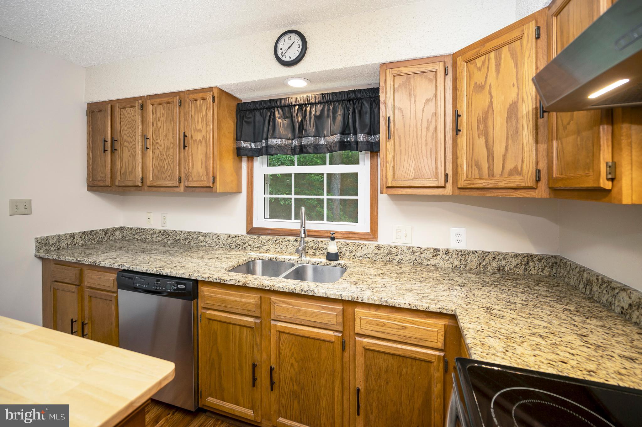 15370 FLEMING STREET