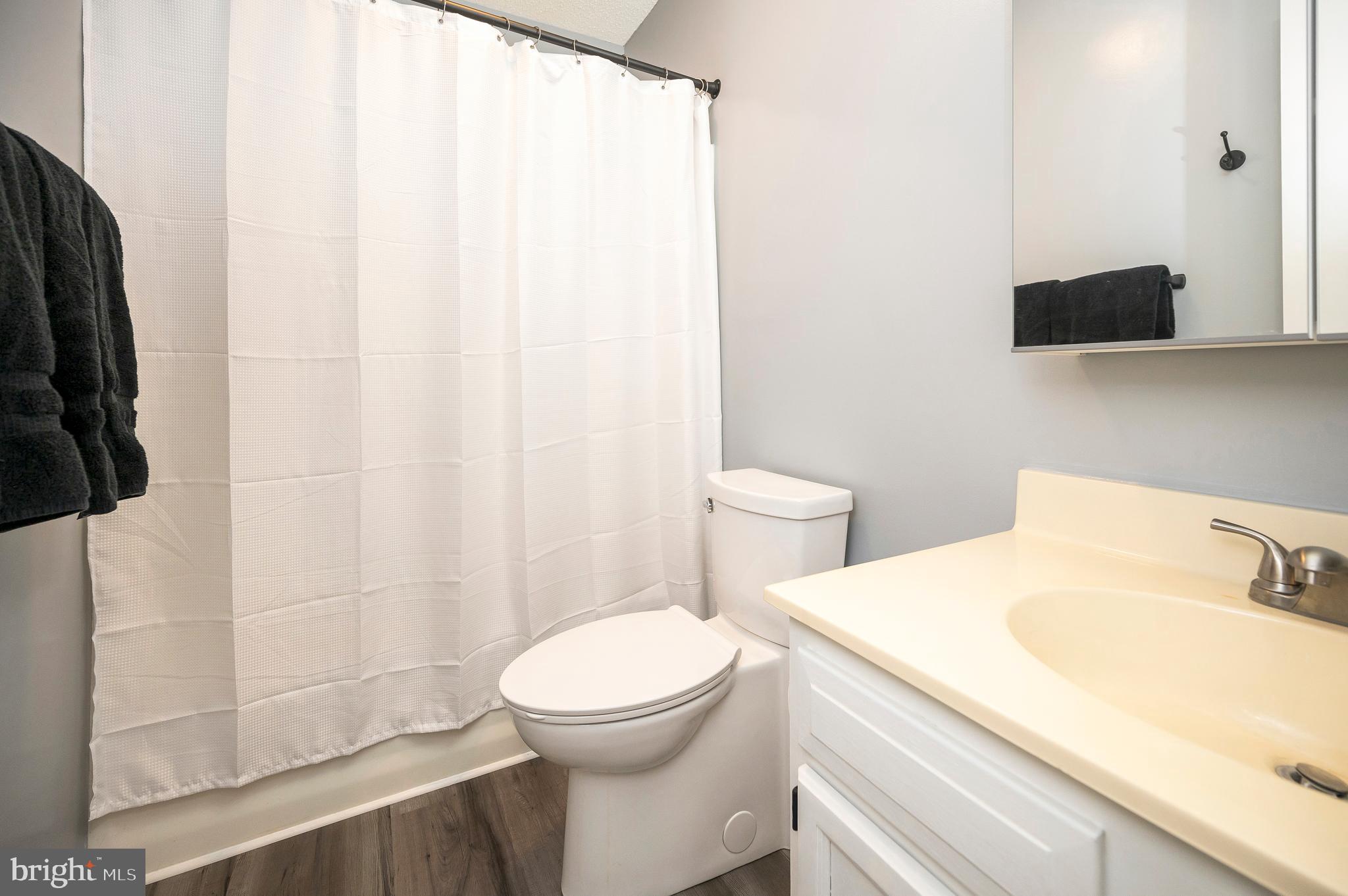 15370 FLEMING STREET