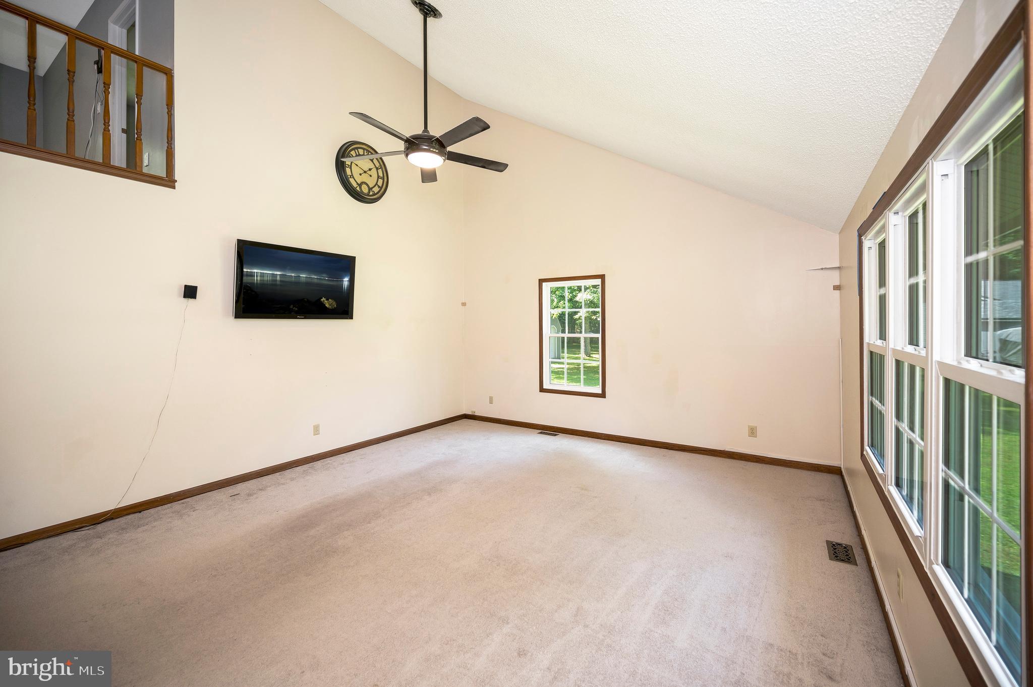 15370 FLEMING STREET