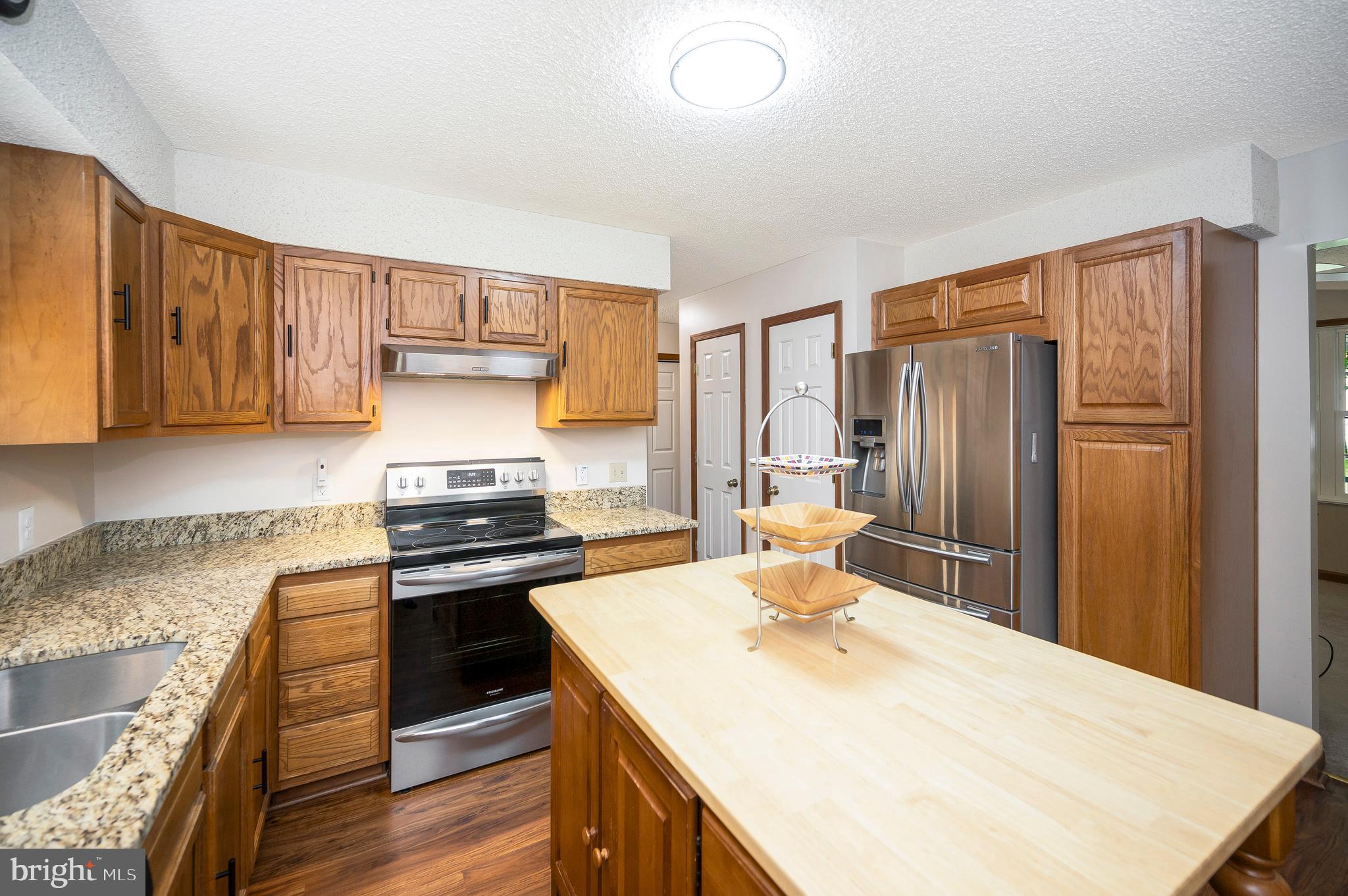 15370 FLEMING STREET