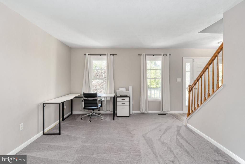 8337 REAGAN DRIVE