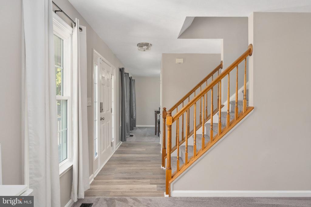 8337 REAGAN DRIVE