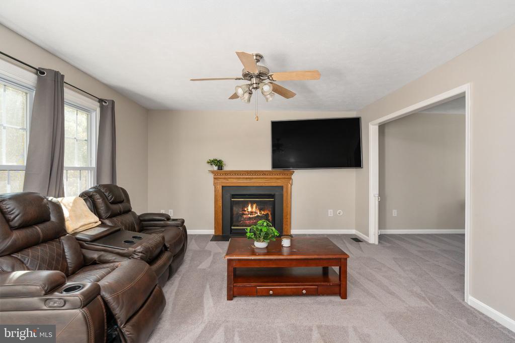 8337 REAGAN DRIVE