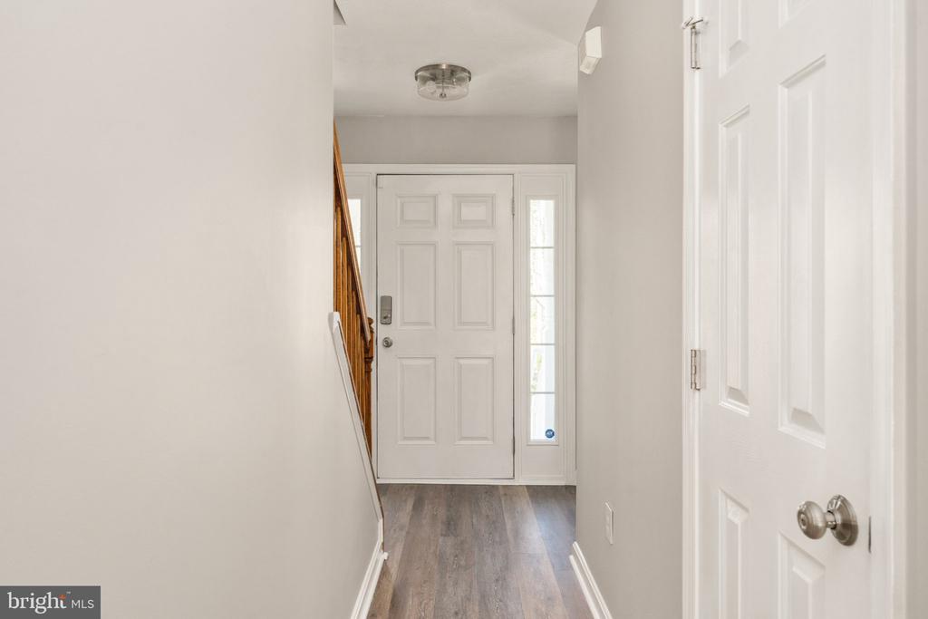 8337 REAGAN DRIVE