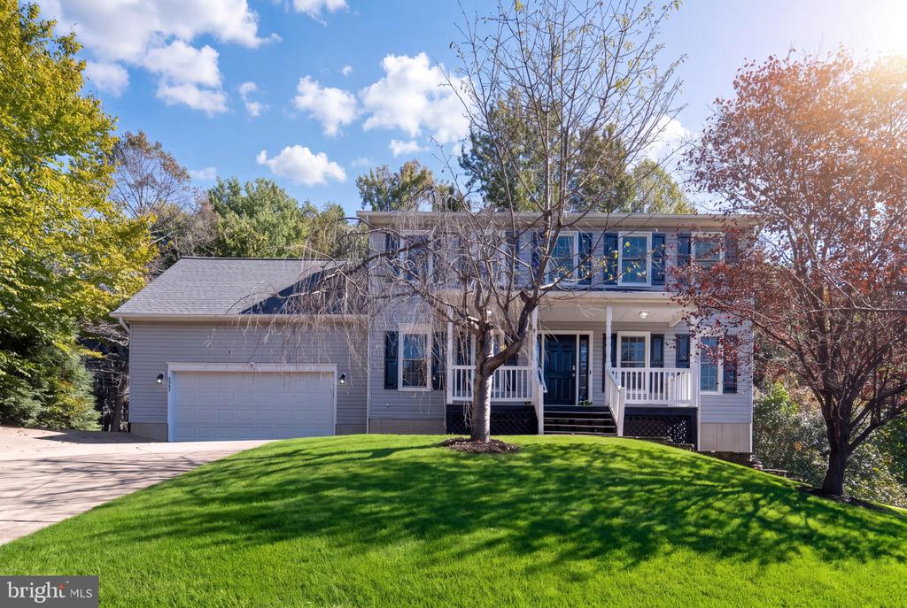 8337 REAGAN DRIVE