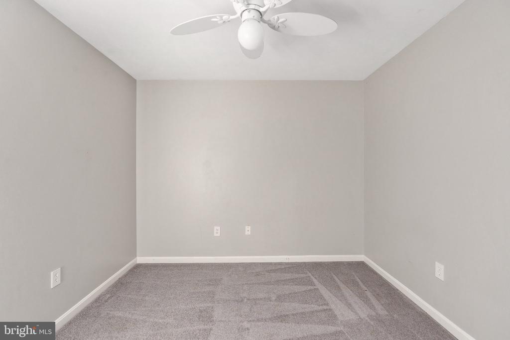 8337 REAGAN DRIVE