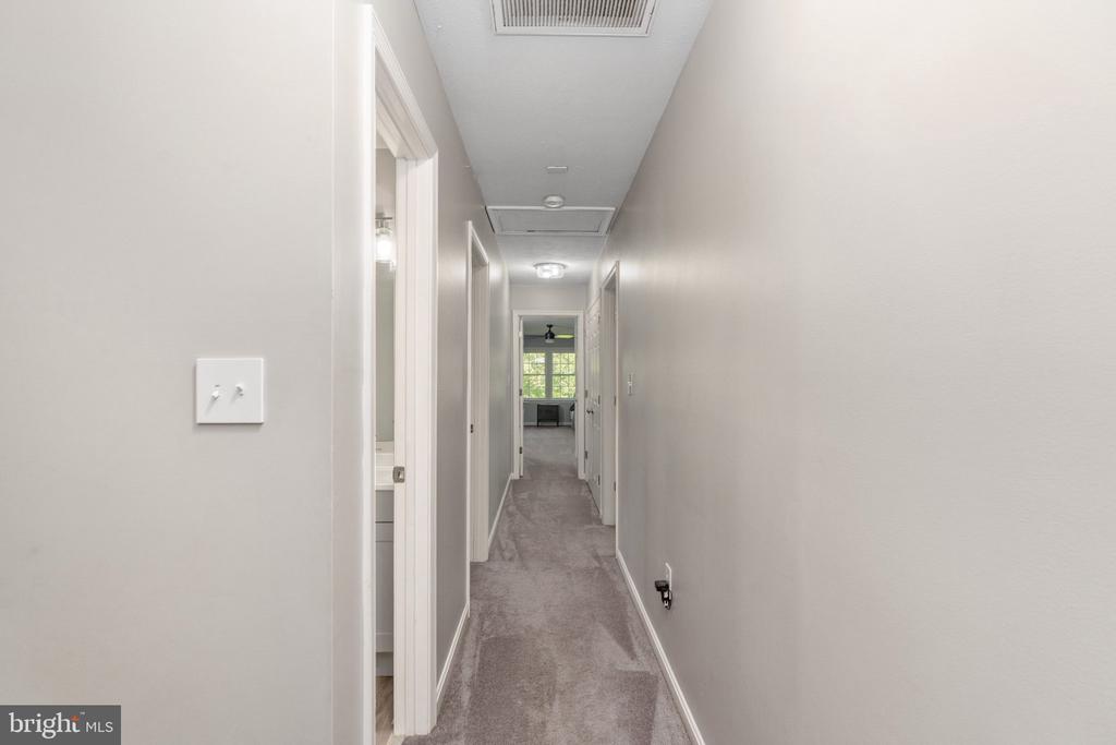 8337 REAGAN DRIVE