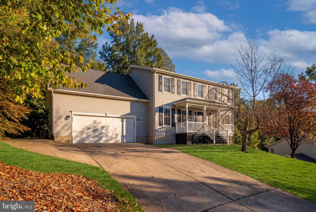 8337 REAGAN DRIVE
