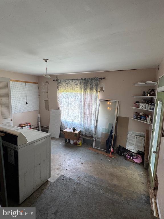 390 GARDNERS ROAD