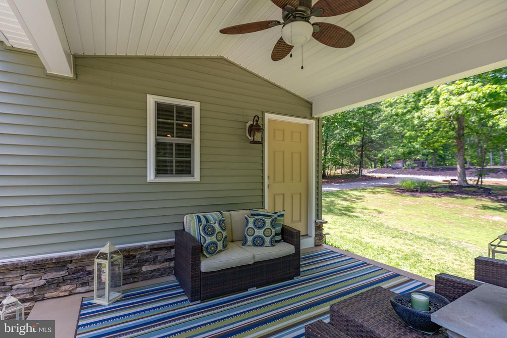 106 BERNIE CIR