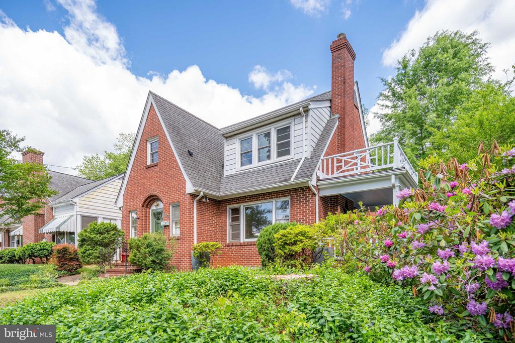 195 DABNEY STREET