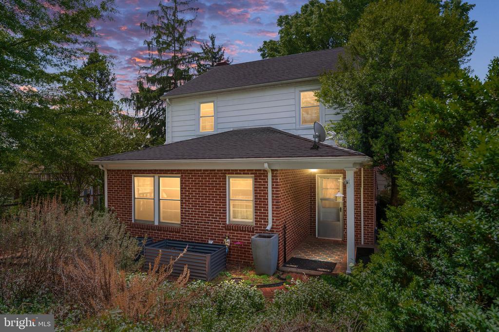 195 DABNEY STREET