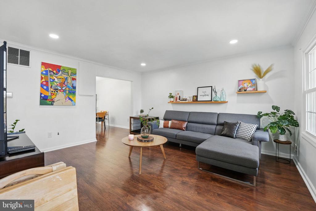 2925 WYTHE COURT