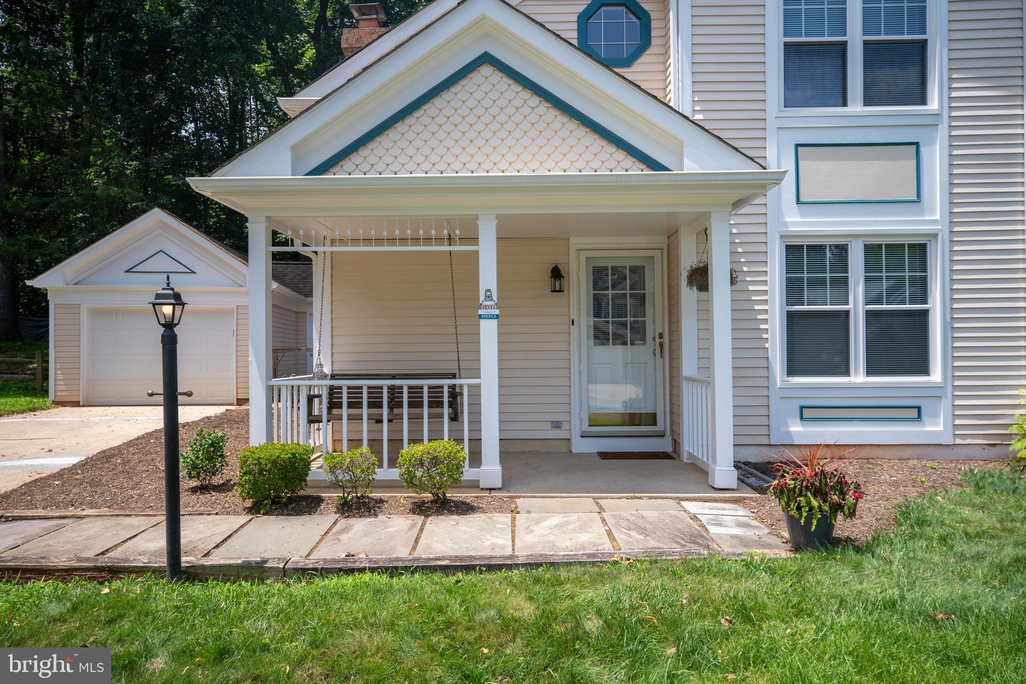 15091 HOLLEYSIDE DRIVE