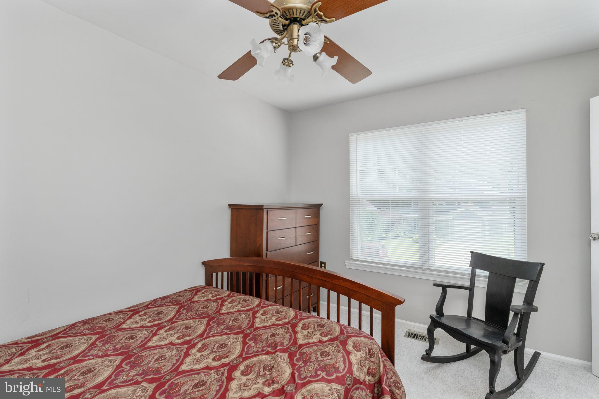 15091 HOLLEYSIDE DRIVE