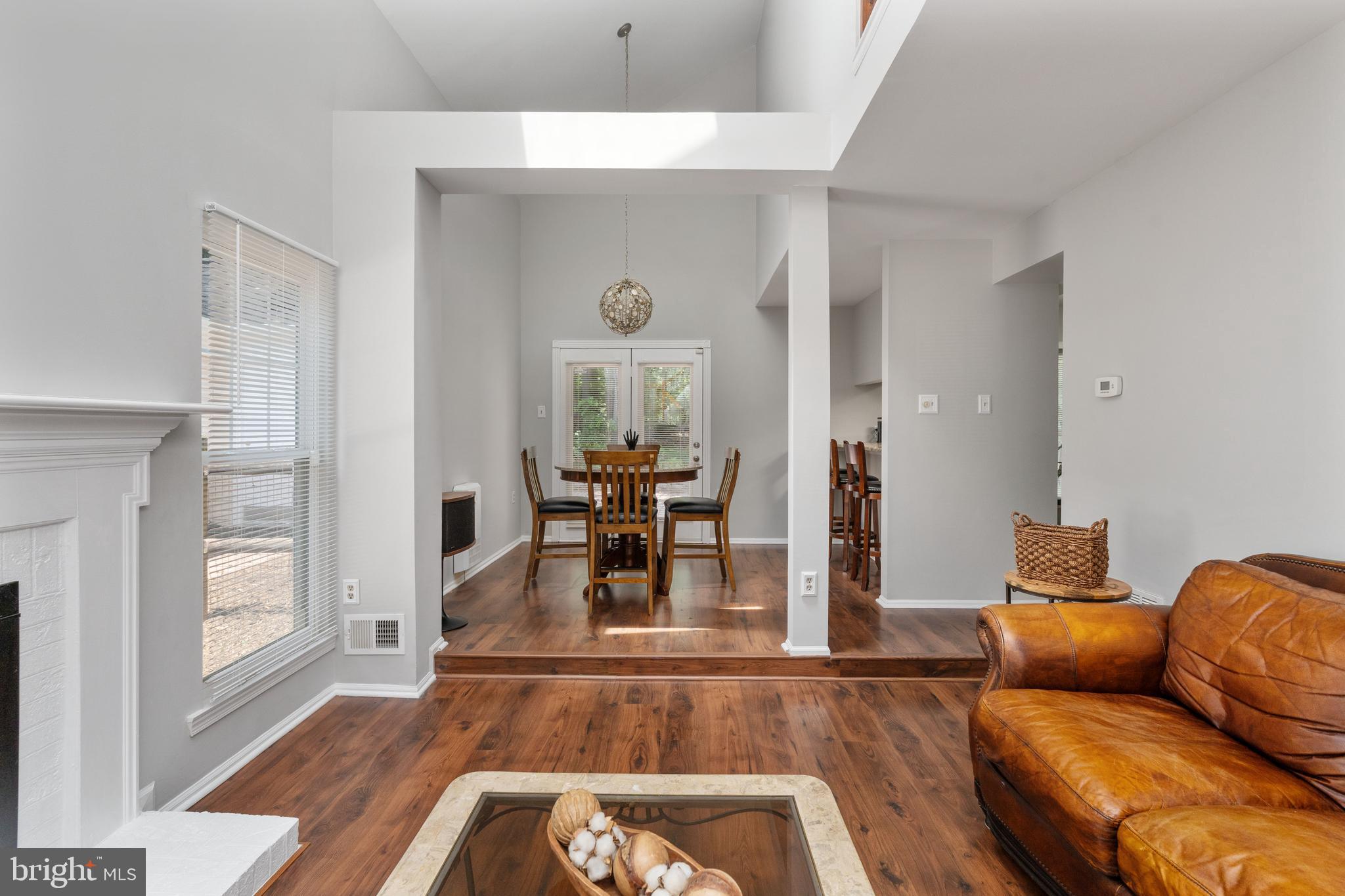 15091 HOLLEYSIDE DRIVE