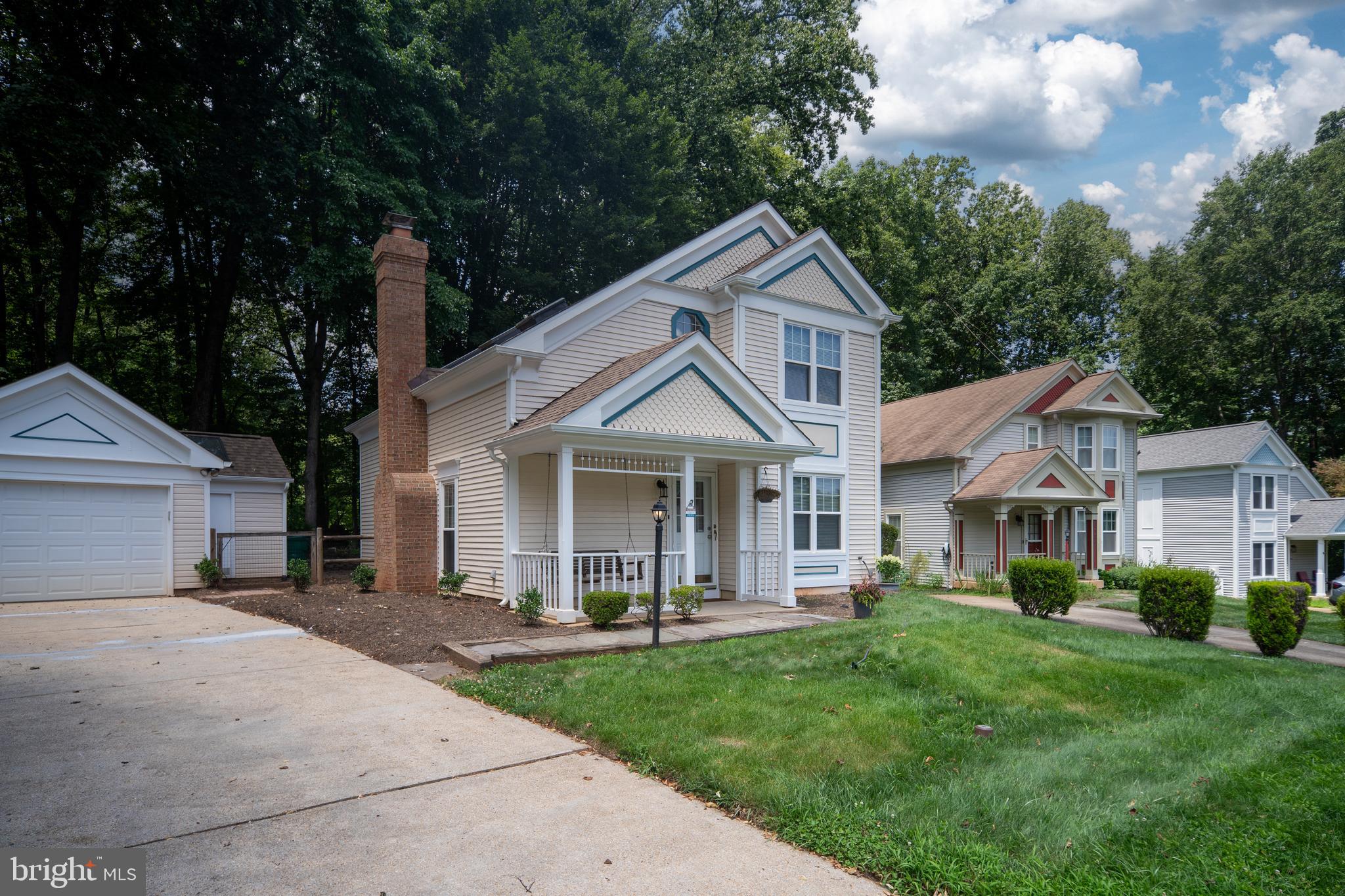 15091 HOLLEYSIDE DRIVE