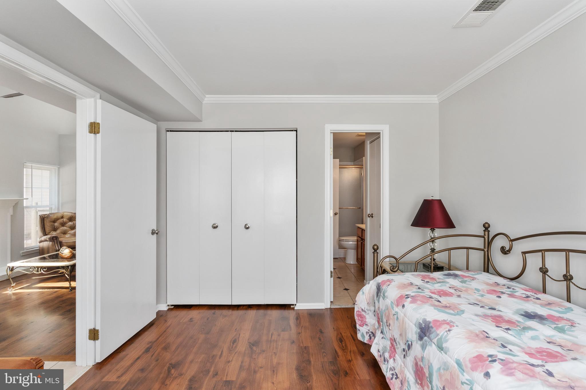 15091 HOLLEYSIDE DRIVE