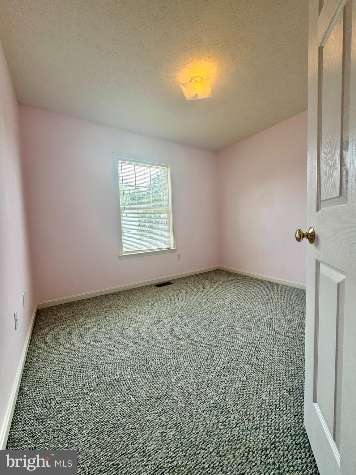 3909 SAINT MICHAELS SQUARE