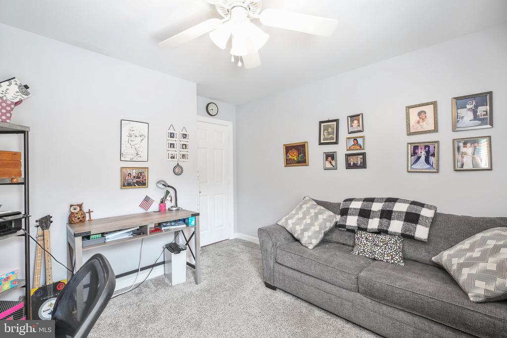 11517 STURBRIDGE COURT