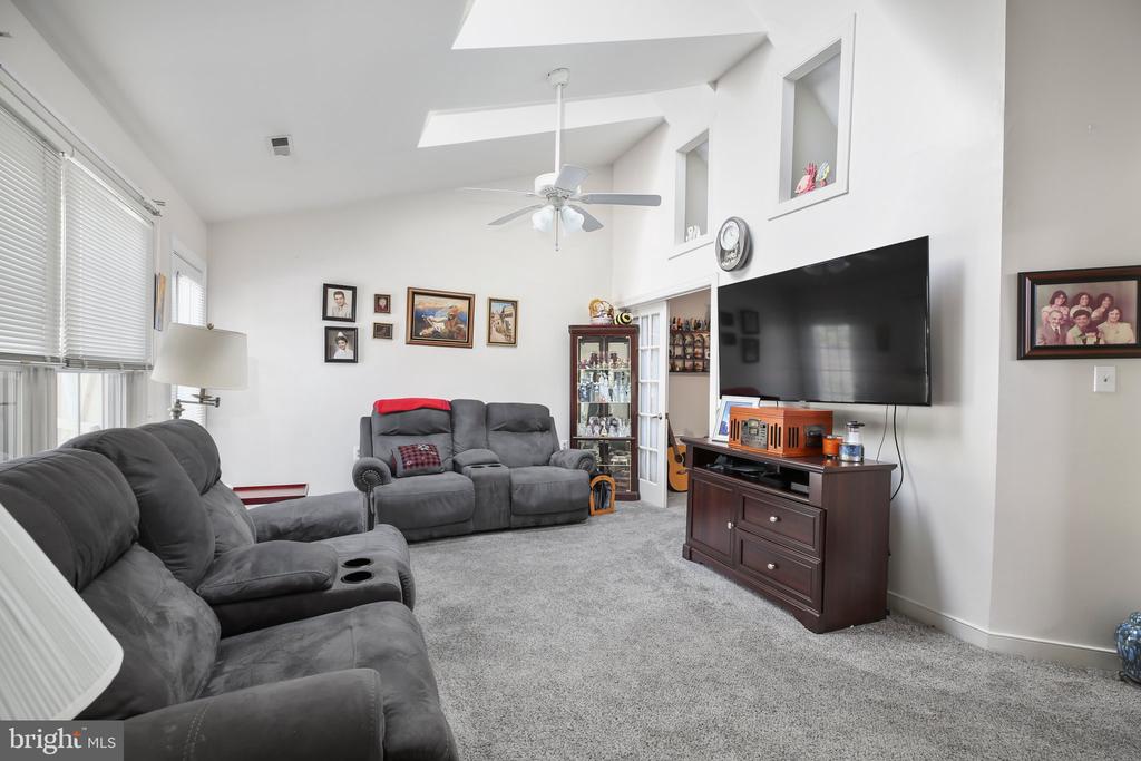 11517 STURBRIDGE COURT
