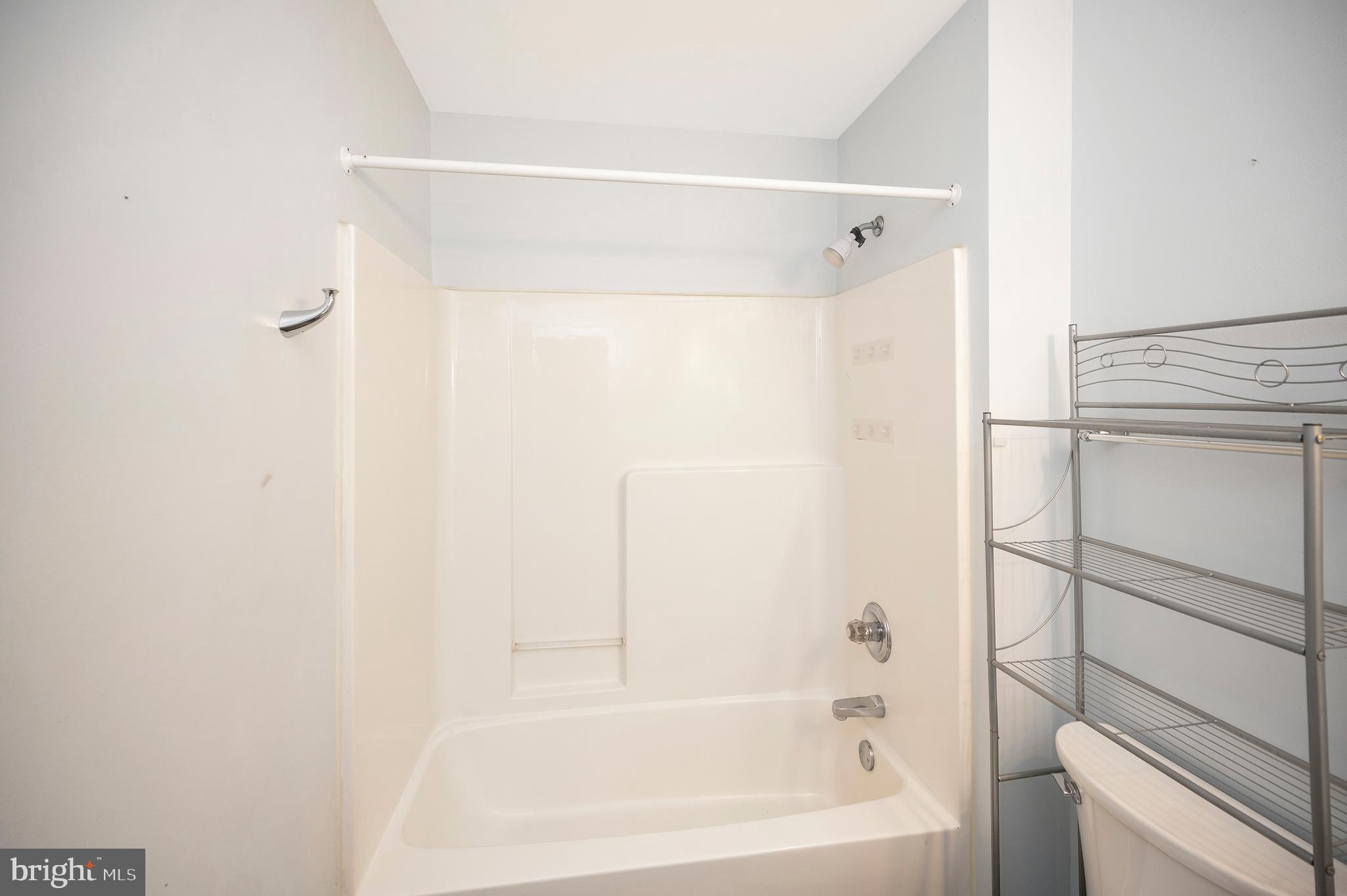 9807 MINUTEMAN COURT