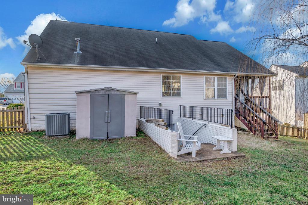 9807 MINUTEMAN COURT