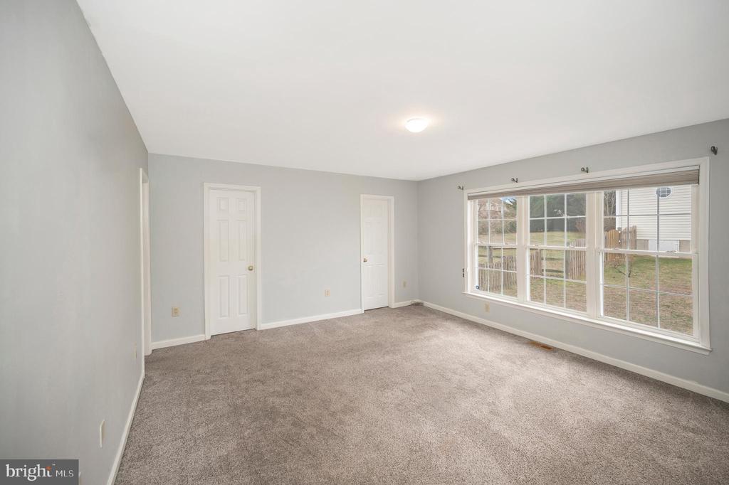 9807 MINUTEMAN COURT